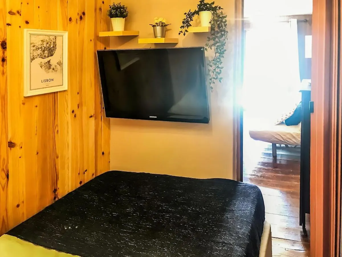 Cozy Charming Flat In Flowers Garden! Apartment Lisbon 0*,  Portugal