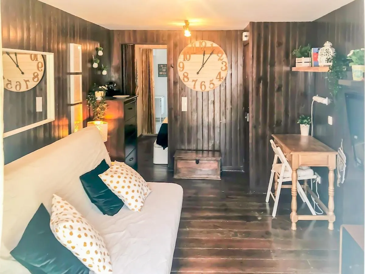 Cozy Charming Flat In Flowers Garden! Apartment Lisbon Portugal
